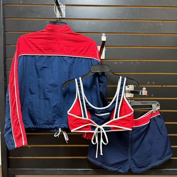 Vintage Elan wear Budweiser Red and Navy swim Activewear Set - Picture 5 of 5